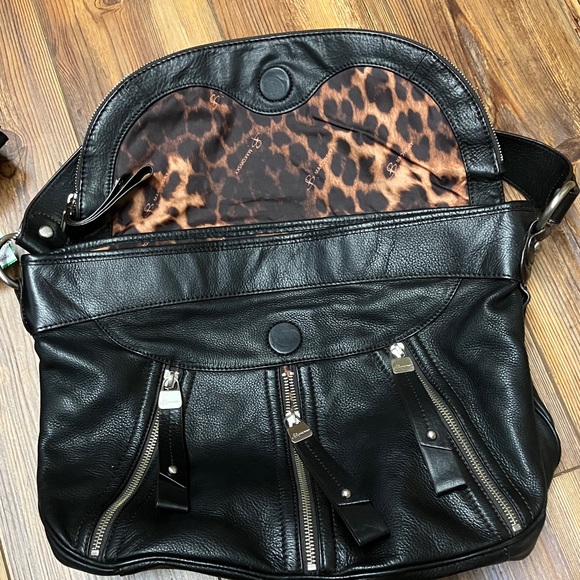 B. Makowsky Black Leather Shoulder Bag - Picture 2 of 2